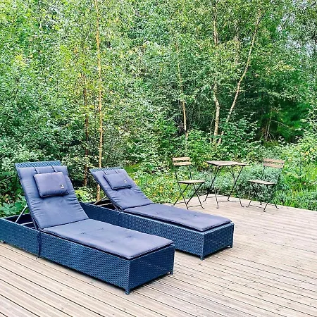 Two-bedroom Holiday In 25 Ferienhaus