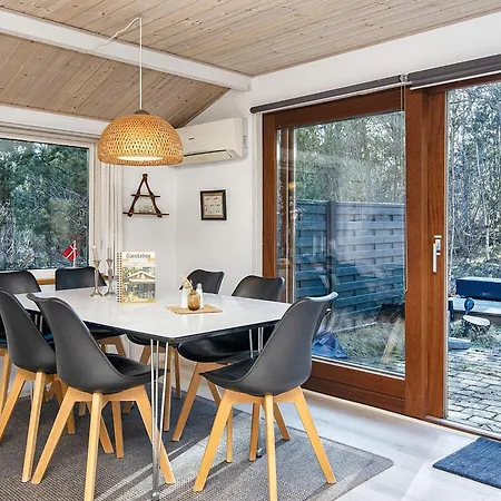 Ferienhaus Two-bedroom Holiday In 25
